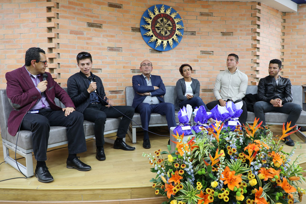 Conversatorio_Hacer_Historia_en_Tiempos_Modernos_5