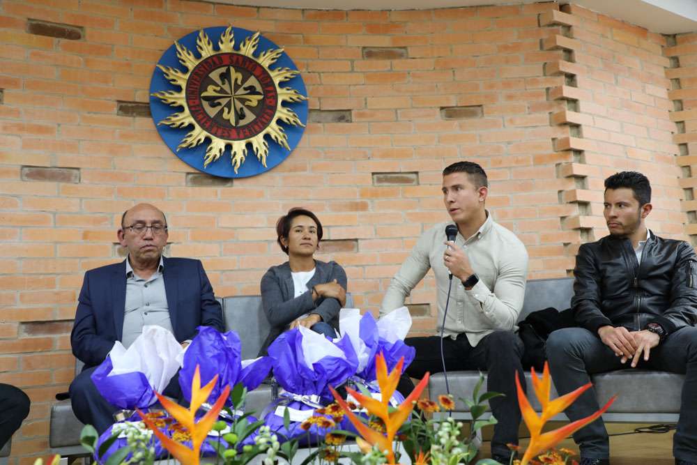 Conversatorio_Hacer_Historia_en_Tiempos_Modernos_6