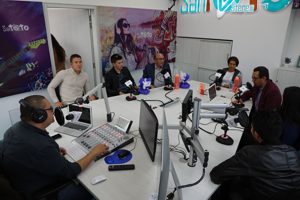 Conversatorio_Hacer_Historia_en_Tiempos_Modernos_8