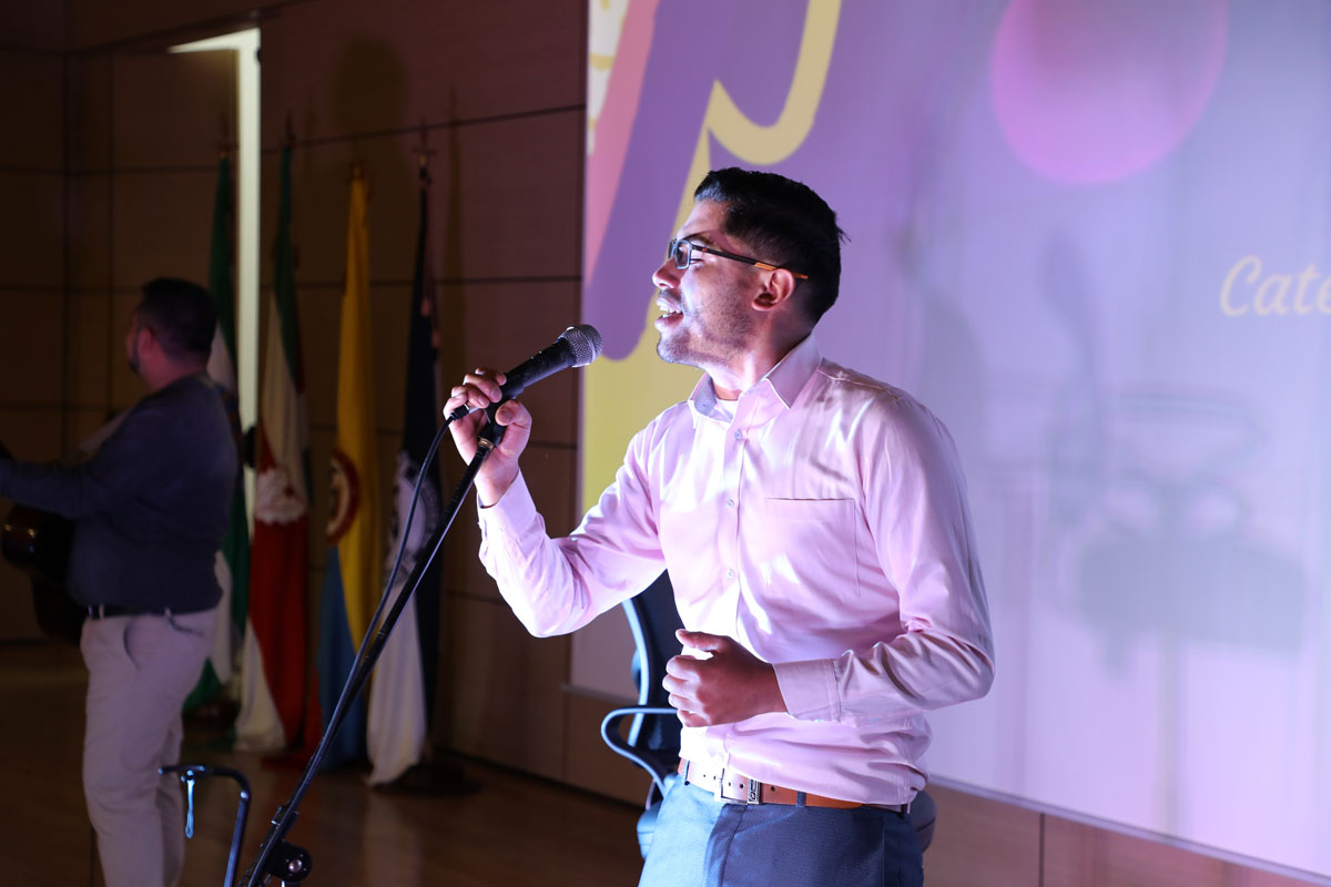 Encanto_Tomasino_4