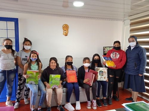 Santoto Tunja visitó el Amparo de Niños
