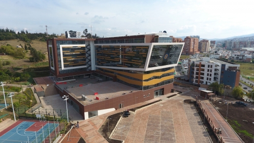 La USTA Tunja, viene optimizando el consumo energético