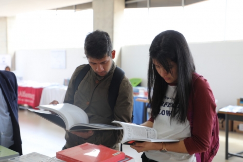 Primera Feria del libro Tomasino