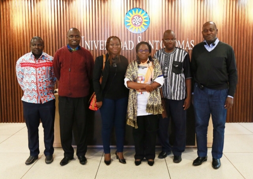 Delegación de Burkina Faso, estado de África Occidental visita a la U. Santo Tomás Seccional Tunja, para recibir asesoría en proyecto universitario