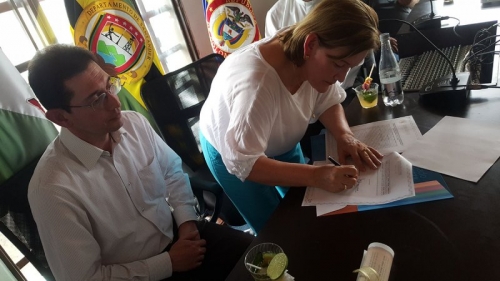 USTA Tunja firma convenio de cooperación con la Alcaldía de Barbosa