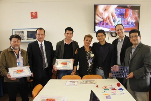 La institución educativa de Las Mercedes en Chiscas - Boyacá, recibió kits de electrónica básica