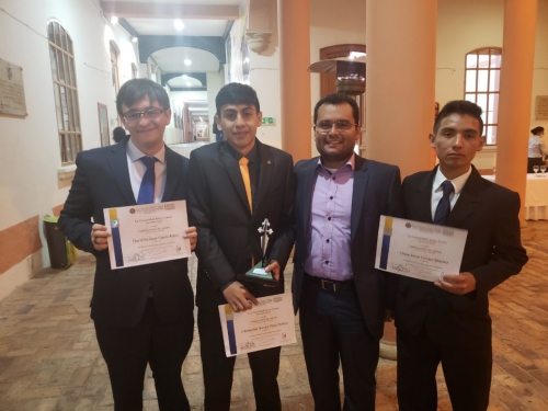 Estudiantes de Ingeniería de Sistemas reciben reconocimiento por su Excelencia Académica