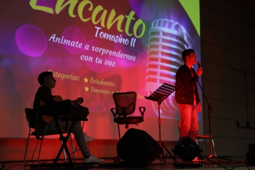 Encanto tomasino, la competencia de los talentos vocales de la USTA Tunja