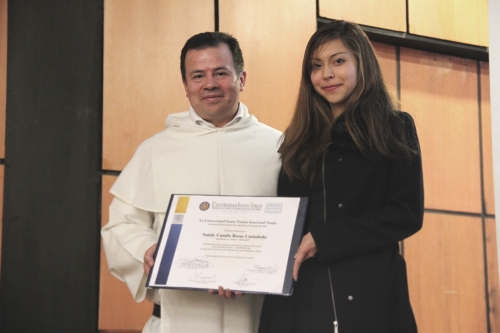 Egresada Tomasina es Orgullo Nacional