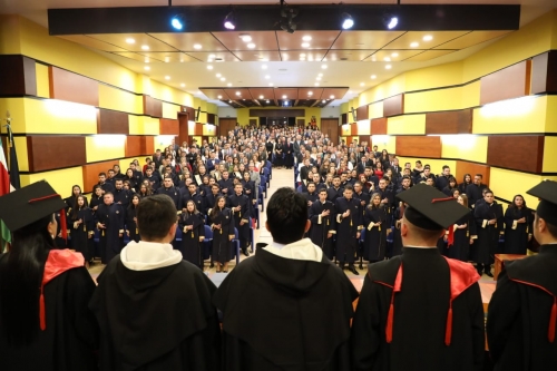 Felicitamos a los nuevos Egresados Tomasinos
